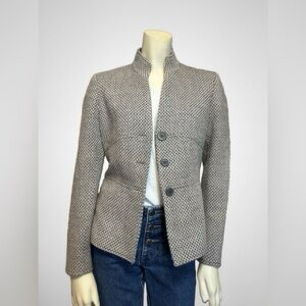 Tahari Black and Gray Textured Blazer 100% wool - Picture 10 of 10